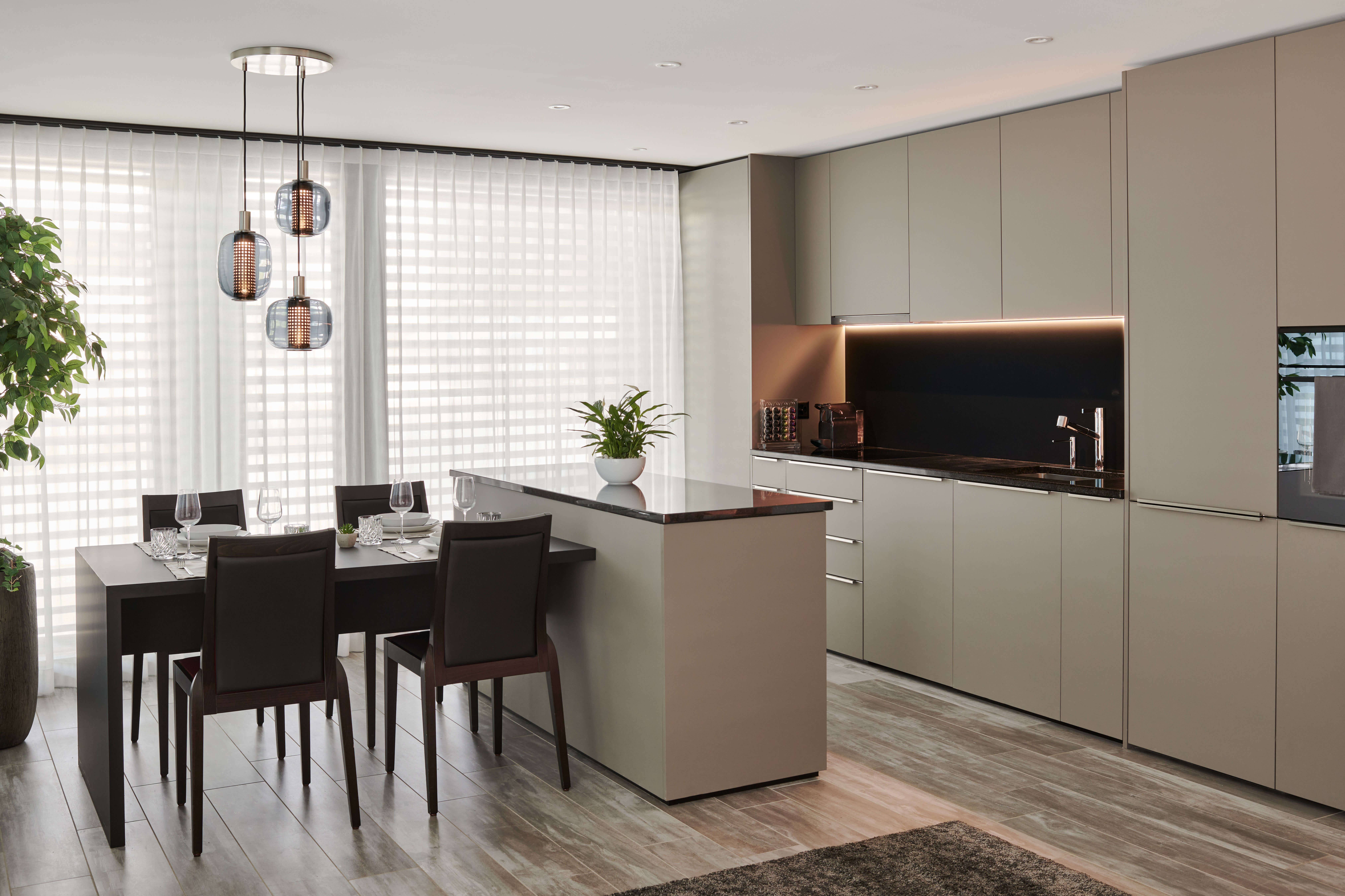 Contemporary Zurich apartment featuring a spacious living area, modern décor, and natural light.