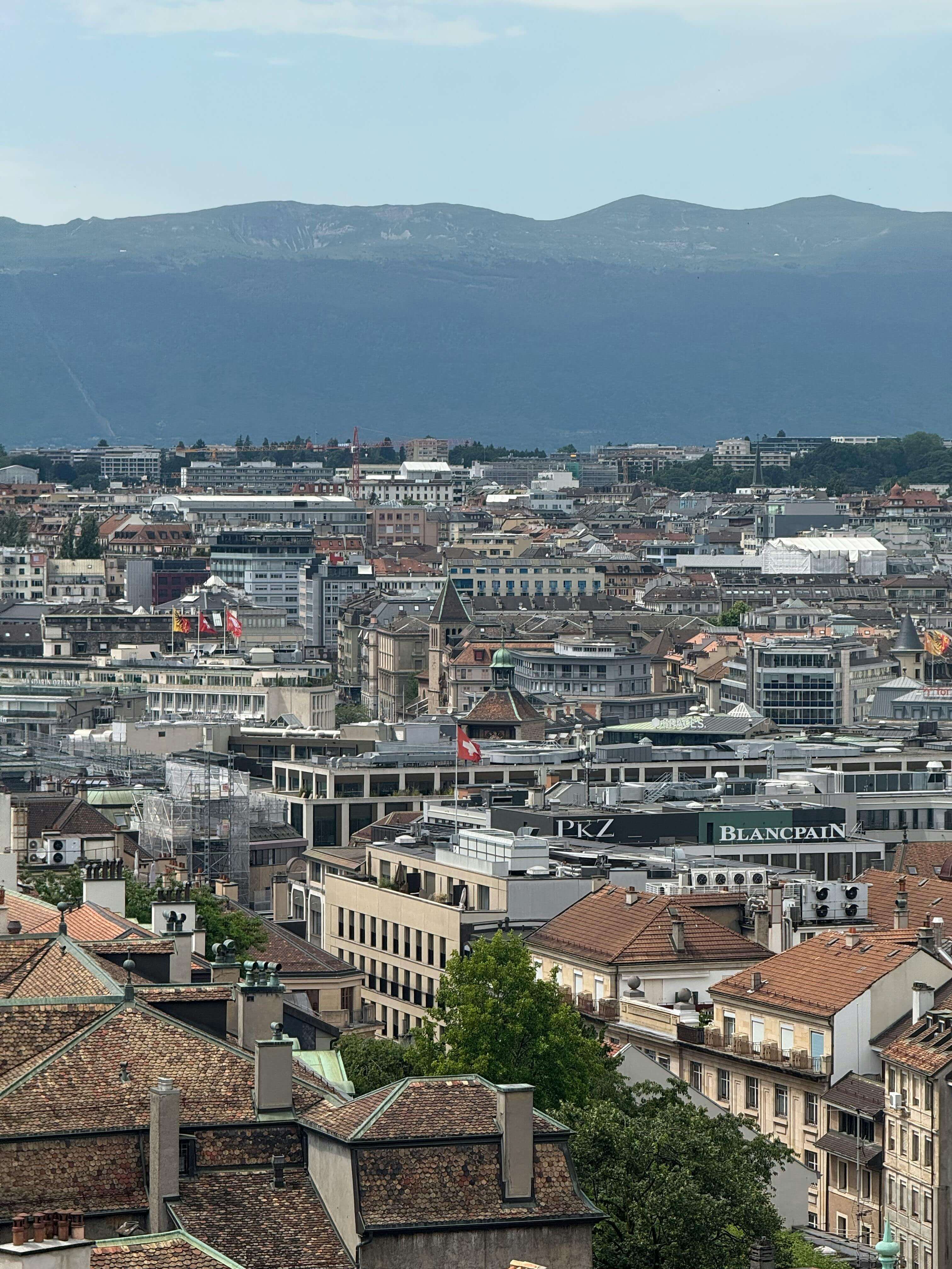 Saint-Jean Charmilles is a vibrant Geneva neighbourhood with parks, local shops, riverside walks and easy city centre access.